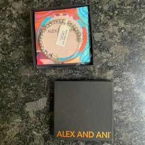🖤🤍NWT alex & ani bell bracelet 🤍🖤